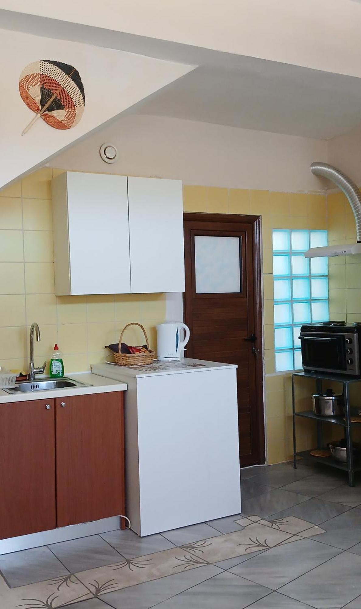 Waterway View Apartment Galatas  Exterior photo